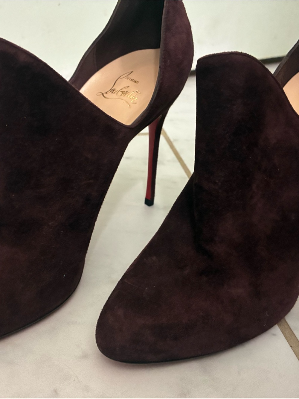 Brand new, never worn.Christian Louboutin Style Red-Soled Women's Pumps - Burgan - Picture 3 of 8